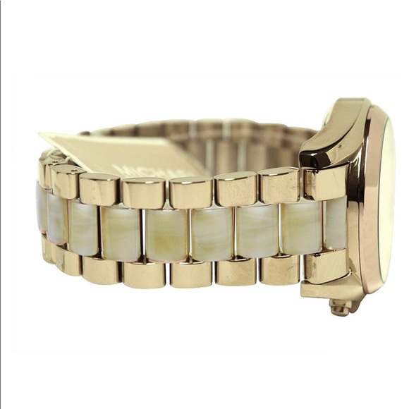 Michael Kors Bradshaw Watch MK5722 Gold - Picture 2 of 8